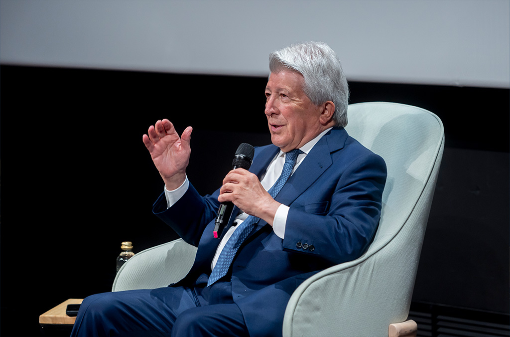 Enrique Cerezo
